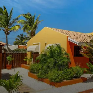 https://carinas-studio-apartments.comcaribbean.com